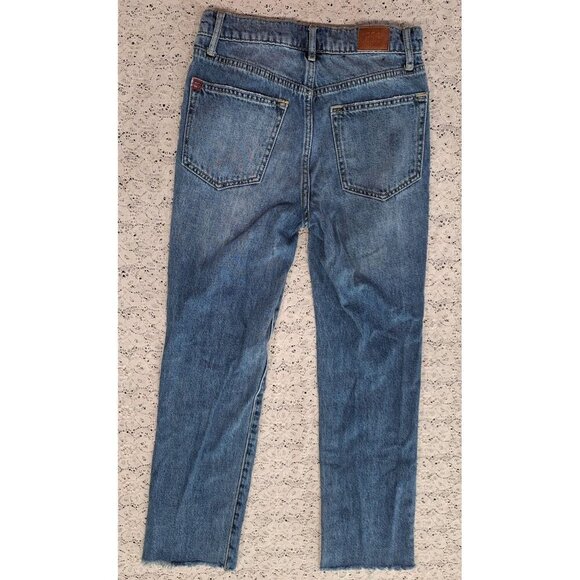 EUC BDG Urban Outfitters Slim Straight Distressed Button-Fly Cropped Blue Jeans/ - Picture 2 of 4